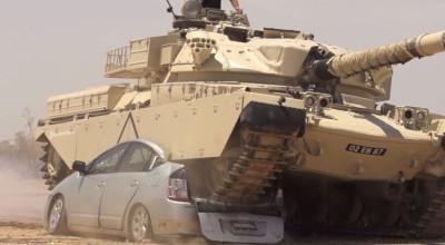 حقيقة دهس دبابة مصرية لسيارة