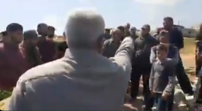 الفيديو المتداول لتبرؤ رجل سوري من ابنه بسبب انضمامه لهيئة تحرير الشام قديم