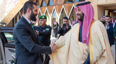 ادعاءات غير دقيقة حول استقبال المملكة العربية السعودية للرئيس السوري أحمد الشرع