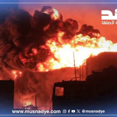 الصورة المتداولة تعود لقصف سابق في الحديدة وليست مرتبطة بأحداث اليوم