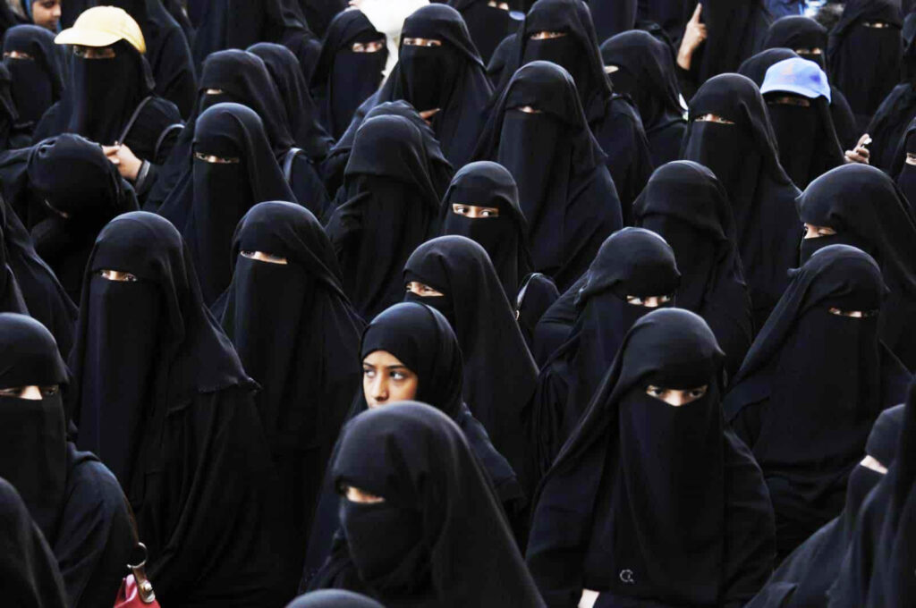 ما حقيقة إعلانات بيع السبايا في الشمال السوري؟