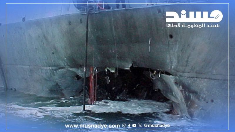 الصورة لا علاقة لها بحاملة ترومان وتوثّق استهداف المدمرة كول عام 2000