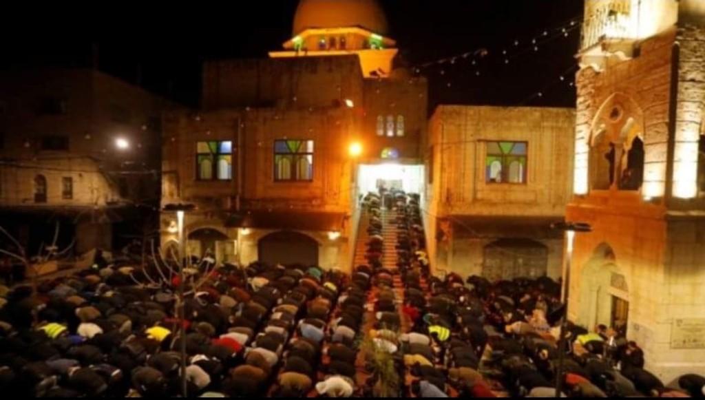 هل تفتح المساجد لصلاة الجمعة وفق ضوابط ؟